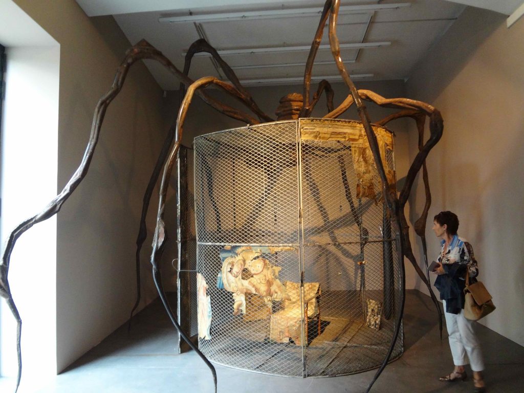 ルイーズ・ブルジョワ Louise Bourgeois