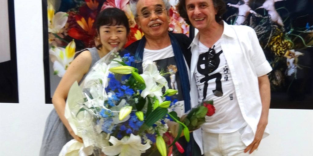 荒木経惟・亜 真里男