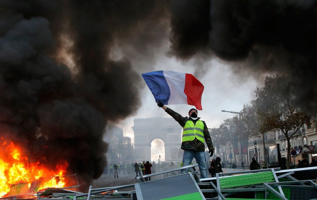 パリが燃えている。Paris Is Burning20