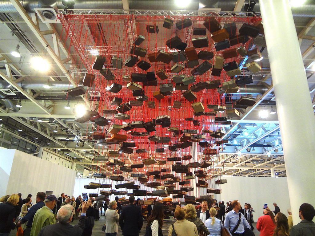塩田千春 SHIOTA Chiharu “Accumulation – Searching for the Destination” 2014-2016, Suitcase, motor, red rope @ Art Unlimited, Art Basel, Switzerland, 2016, Galerie Templon, Paris