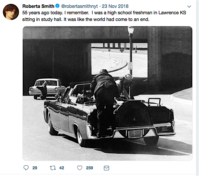 New York Times art critic Roberta Smith ニューヨークタイムズの現代アート批評家 ロベルタ・スミス