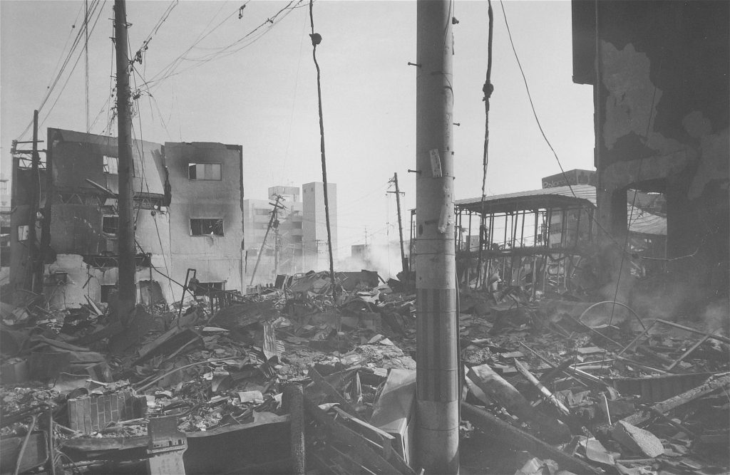 地震の悲しみ (神戸市) The Sorrow of the Earthquake (City of Kobe) 1995, #2