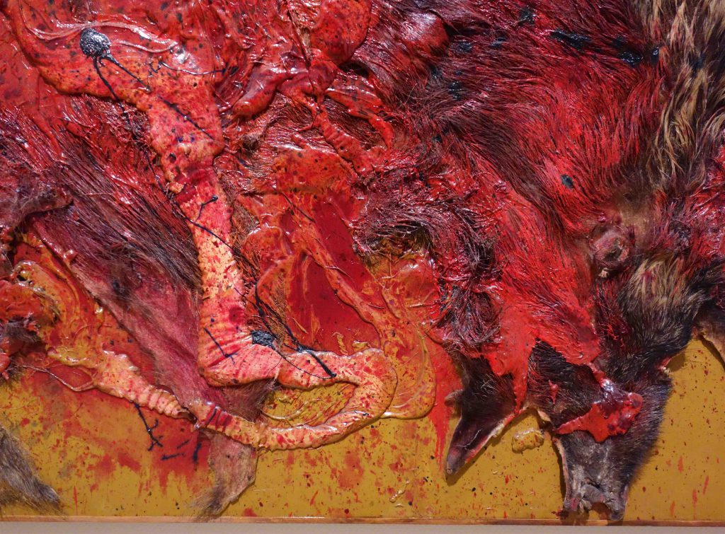 白髪 一雄 SHIRAGA Kazuo 猪狩壱 Wild Boar Hunting 1 1963 Fur, paste, oil on panel, detail3