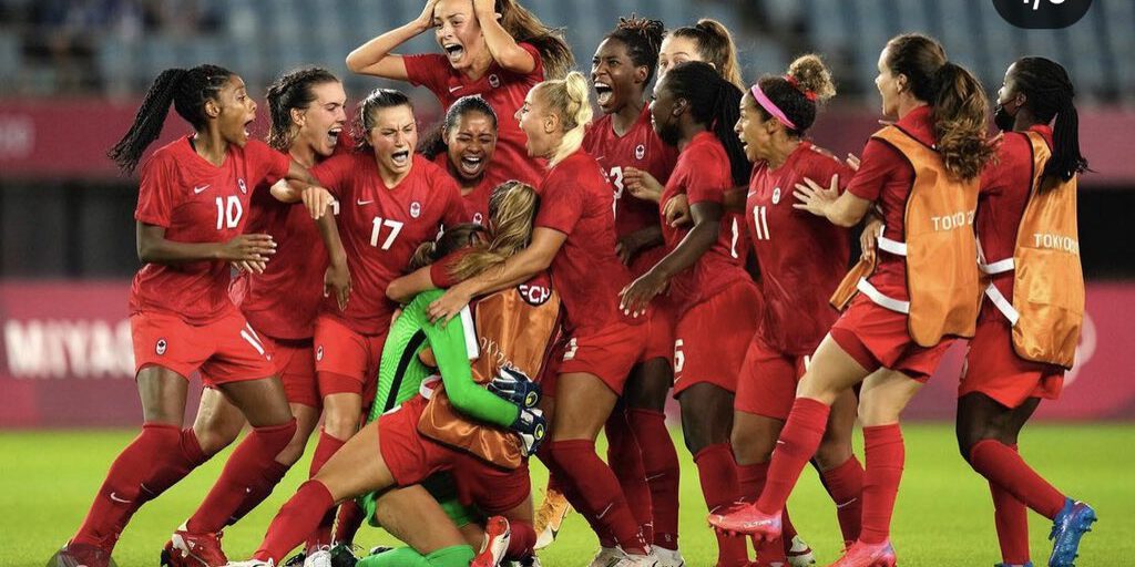 Soccer Team Canada, Gold