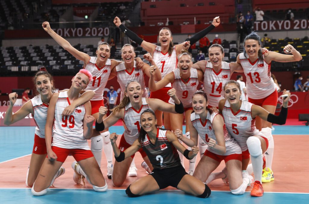 Turkish National Women’s Volleyball Team at Tokyo 2020 Olympics トルコの女子バレーボールチーム