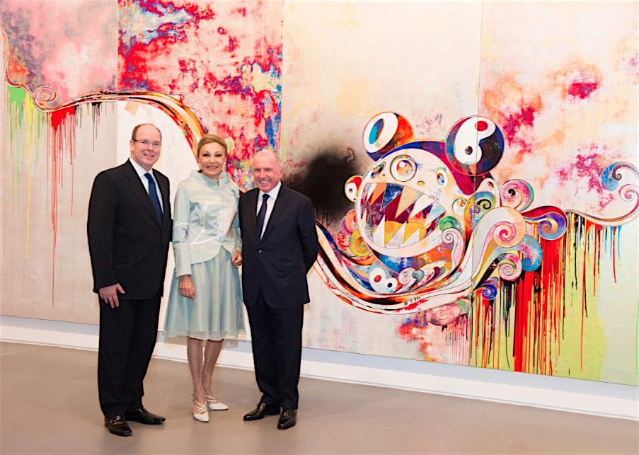 HSH Prince Albert, Farah Pahlavi and Francois Pinault in front of MURAKAMI Takashi’s work “727-272 The Emergence of God At The Reversal of Fate”