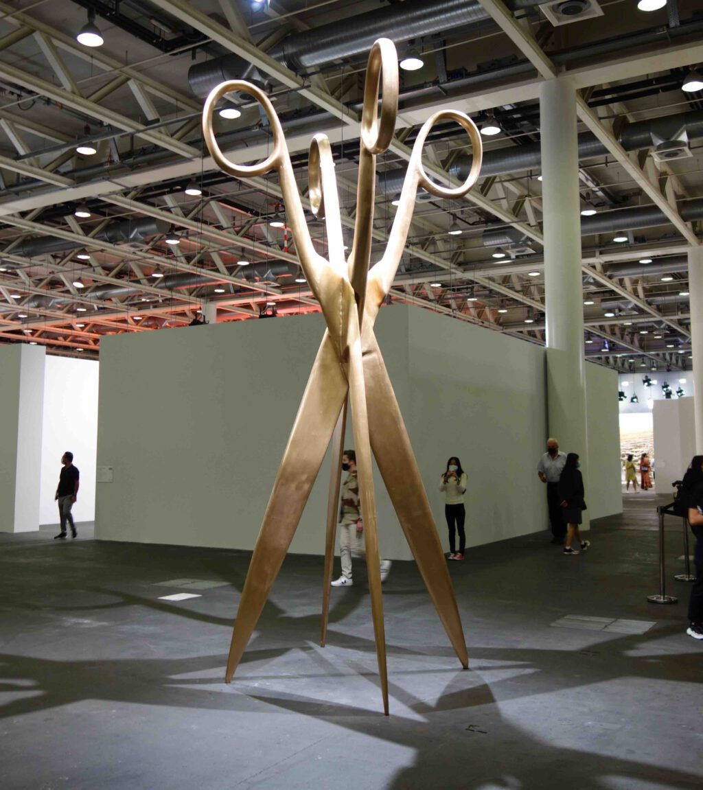 VALIE EXPORT “Die Doppelgängerin” 2010, Bronze, 460 x 200 x 200 cm, Edition of 5
