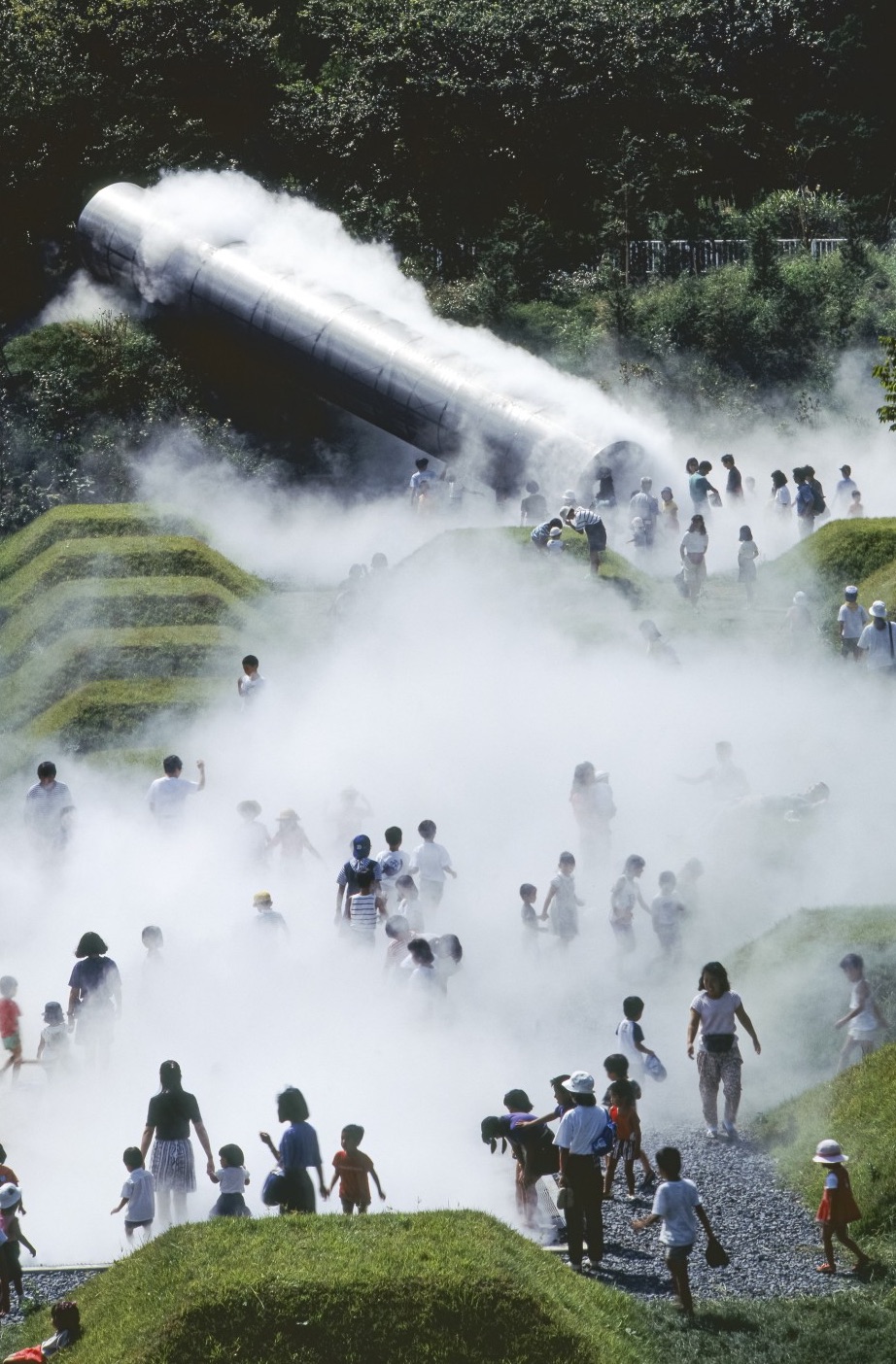 Fog Environment #47660 Children’s Park of Showa-Kinen-Nationalpark, Tokyo 昭和記念公園の『霧の森』1992年