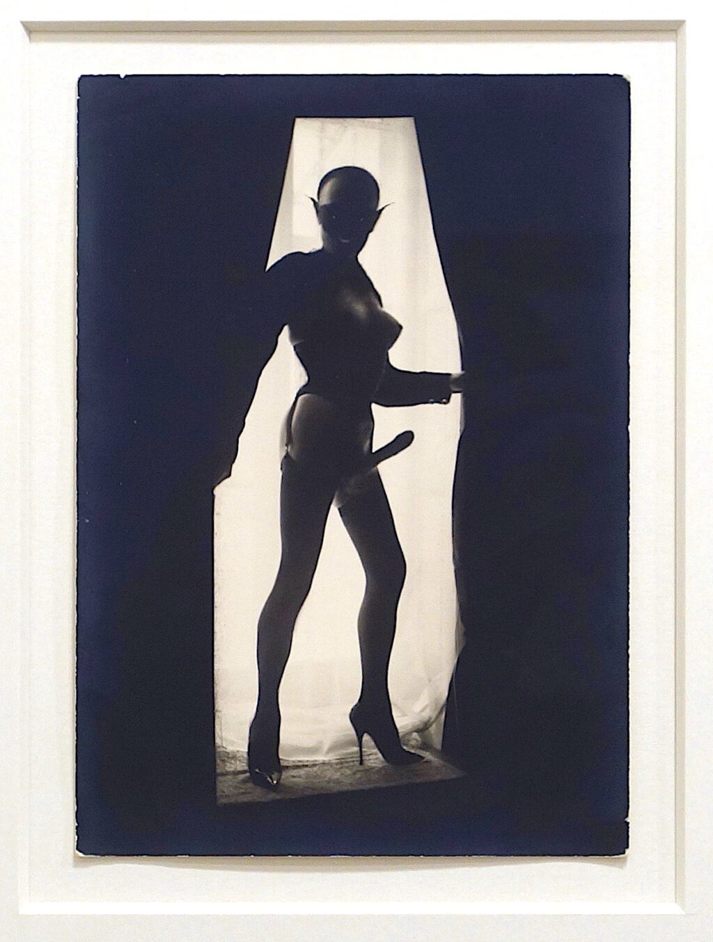 Pierre Molinier Chaman 1966 Tirage argentique d’époque, 17.5 x 12.5 cm, 18.000 Euro @ Galerie 1900-2000