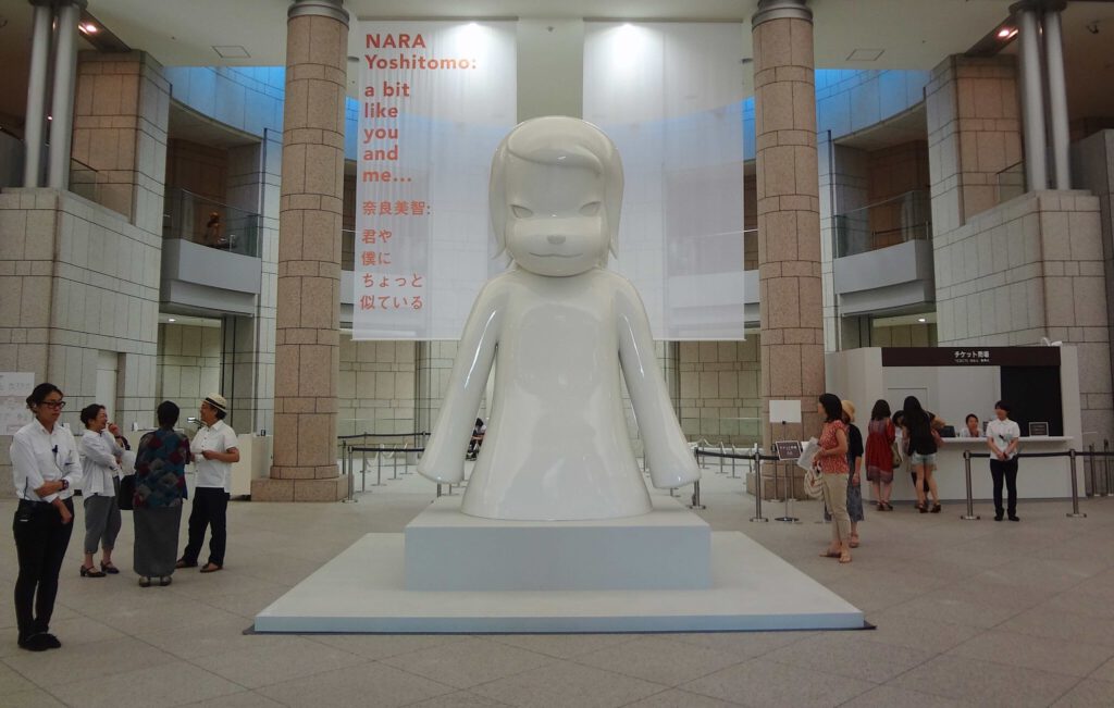 奈良美智 NARA Yoshitomo White Ghost 2010 Urethane on FRP, 265 x 259.1 x 243.8 cm, Ed. 2, A.P. 1. Collection Des Moines Art Center (Ed. 2:2) ; The Gateway Foundation (A.P. 1)
