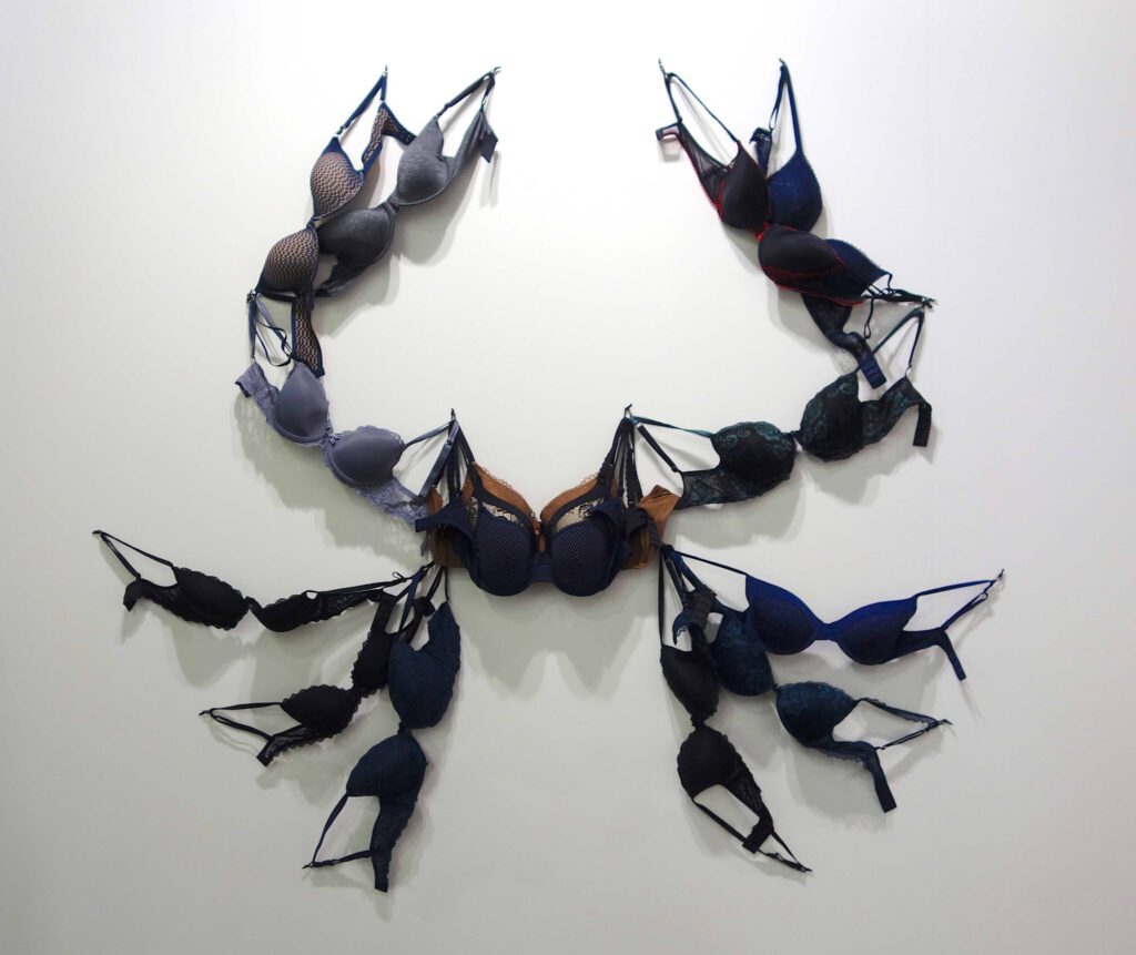 Annette Messager Le crabe cancer 2016, 15 bras, 162.9 x 179.9 x 12.9 cm, unique @ Marian Goodman Gallery, Art Basel 2023