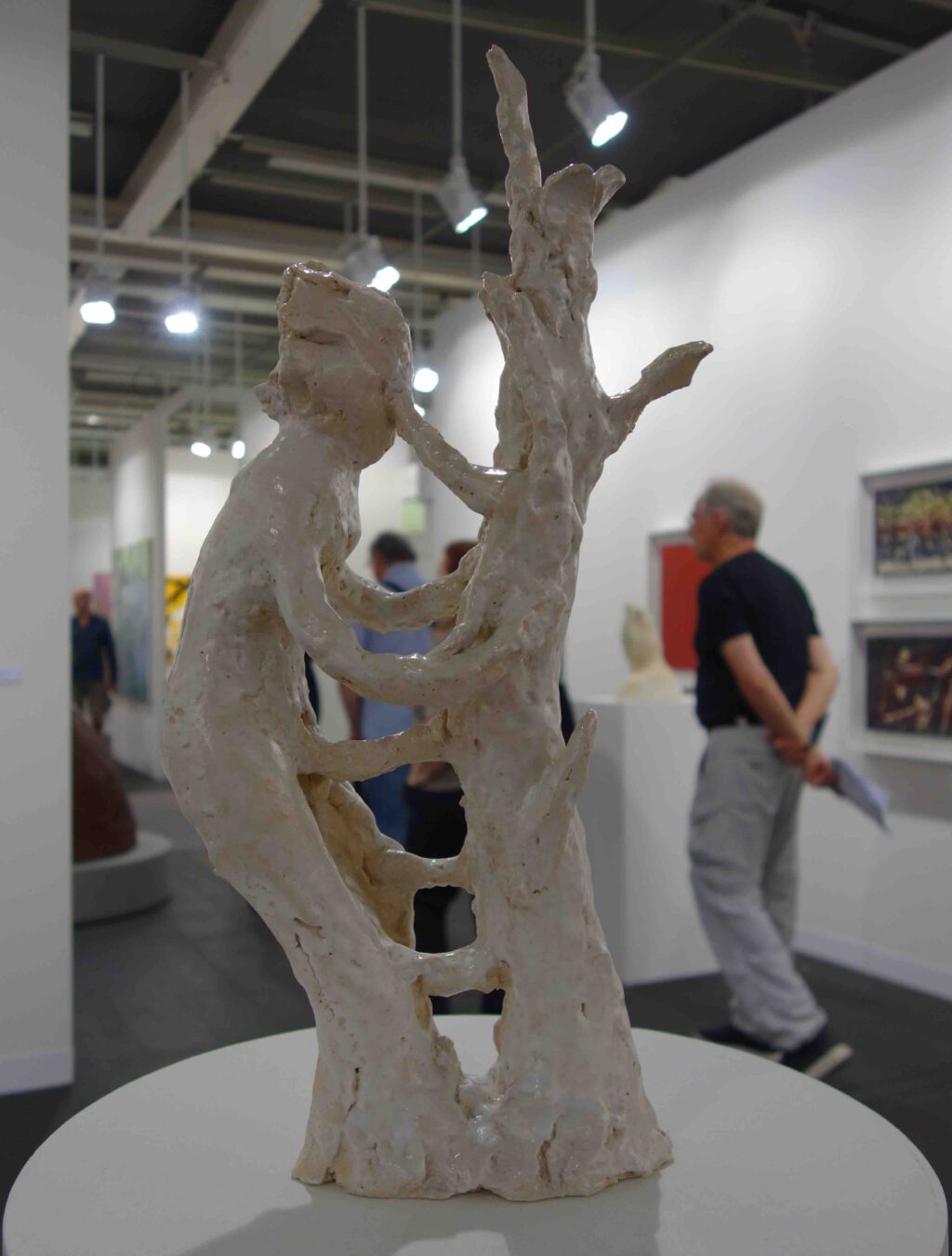 イケムラレイコ IKEMURA Leiko Waldwesen (Tree Figure) 2006, Terracotta, glaze, 57.2 x 14 x 26.7 cm (IKEM-0017) @ Fergus McCaffrey, Art Basel 2023