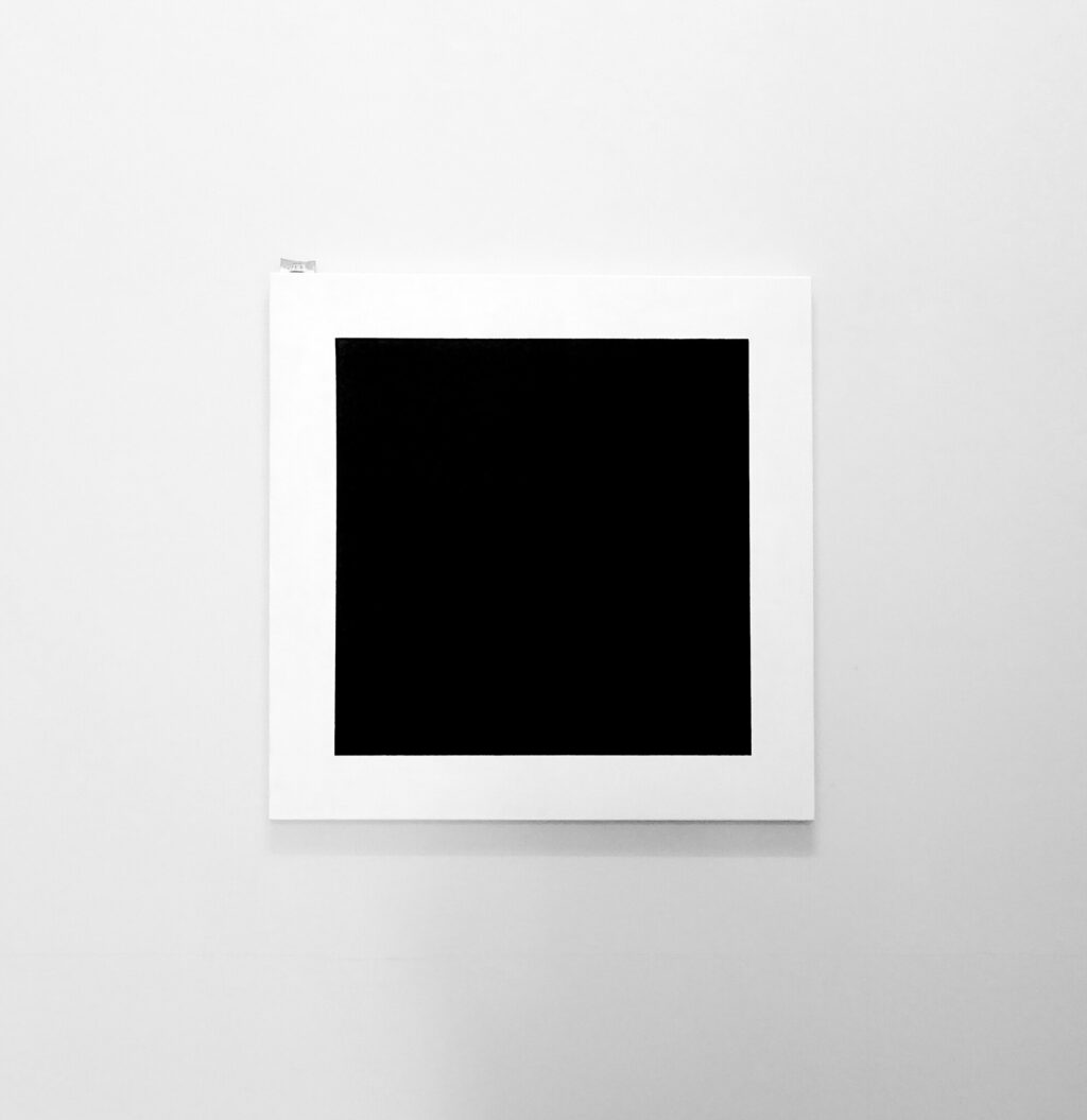 橋本聡 HASHIMOTO Satoshi “Black Square Kazimir Malevich 1915” 2017 Ena Magota Acrylic on canvas 80 x 80 cm