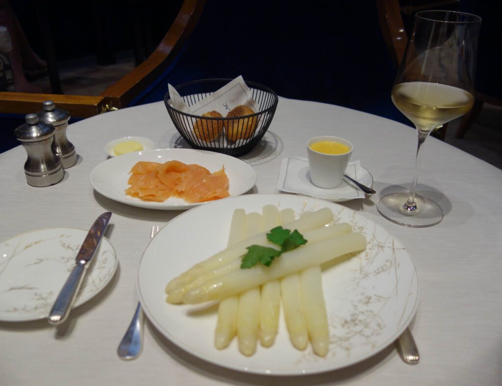 Rauchlachs Spargel