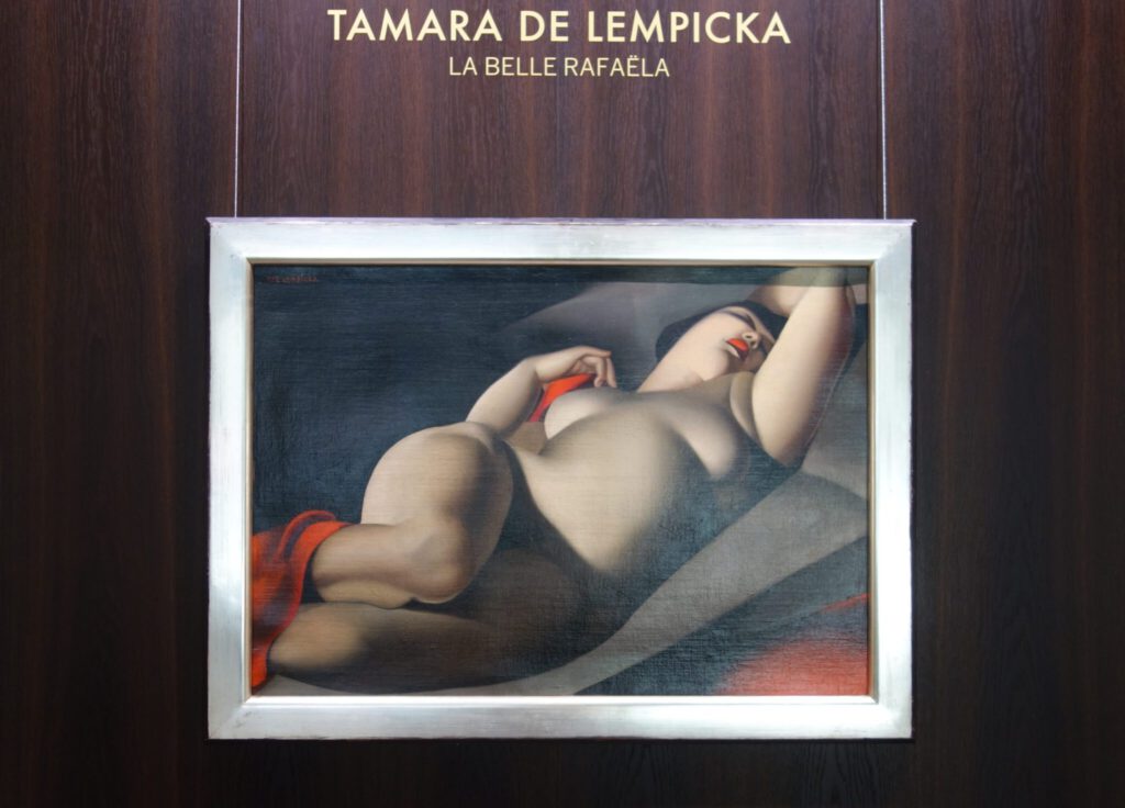Tamara de Lempicka, La Belle Rafaëla (1927) . Oil on canvas, 64.2 x 91.3 cm @ Sotheby’s London, 24 June 2025. Estimate 7-10 million Euro