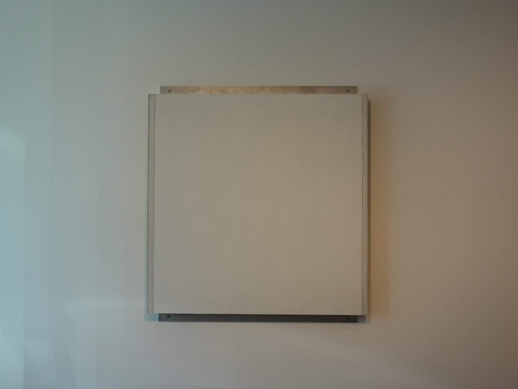 Robert Ryman (no data available by the gallery)