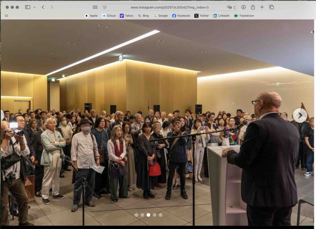 Internet pics 2 Speech by Italian Ambassador Mario Vattani during Gala Opening @ ARTIZON MUSEUM