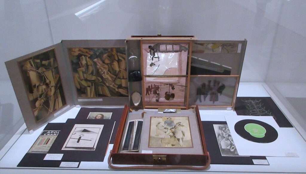 Marcel Duchamp マルセル・デュシャン From or by Marcel Duchamp or Rrose Sélavy (Box in a Valise) , Series B 1952, 1946 (pencil drawing)
