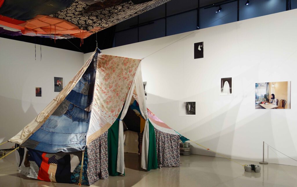 Exhibition view of NAGASHIMA Yurie 長島有里枝 about home