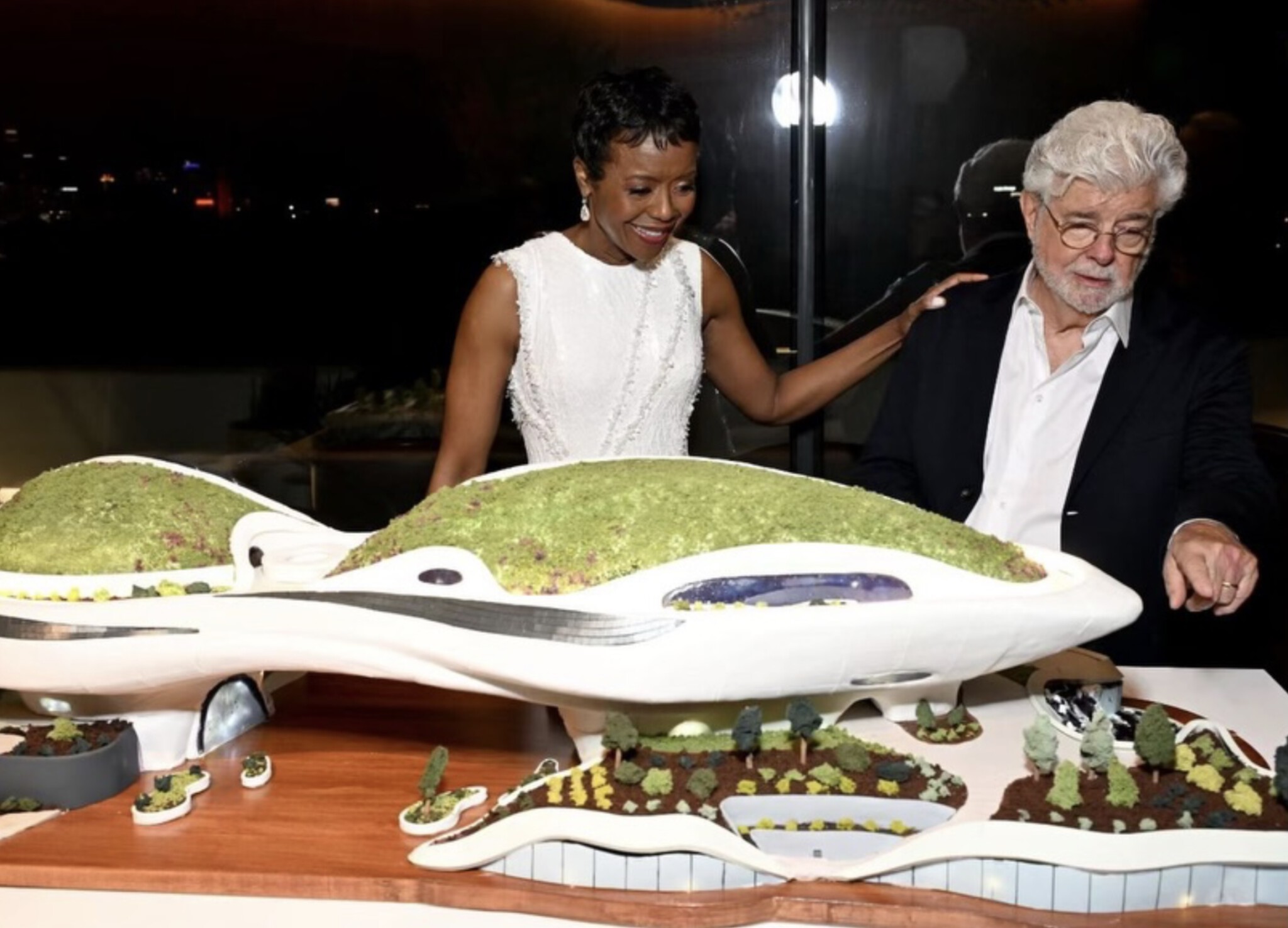 Lucas Museum of Narrative Art, One Lucas Plaza, Los Angeles, wife and husband