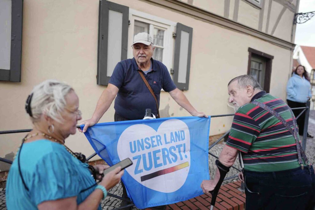 自国第一！ Unser Land zuerst!